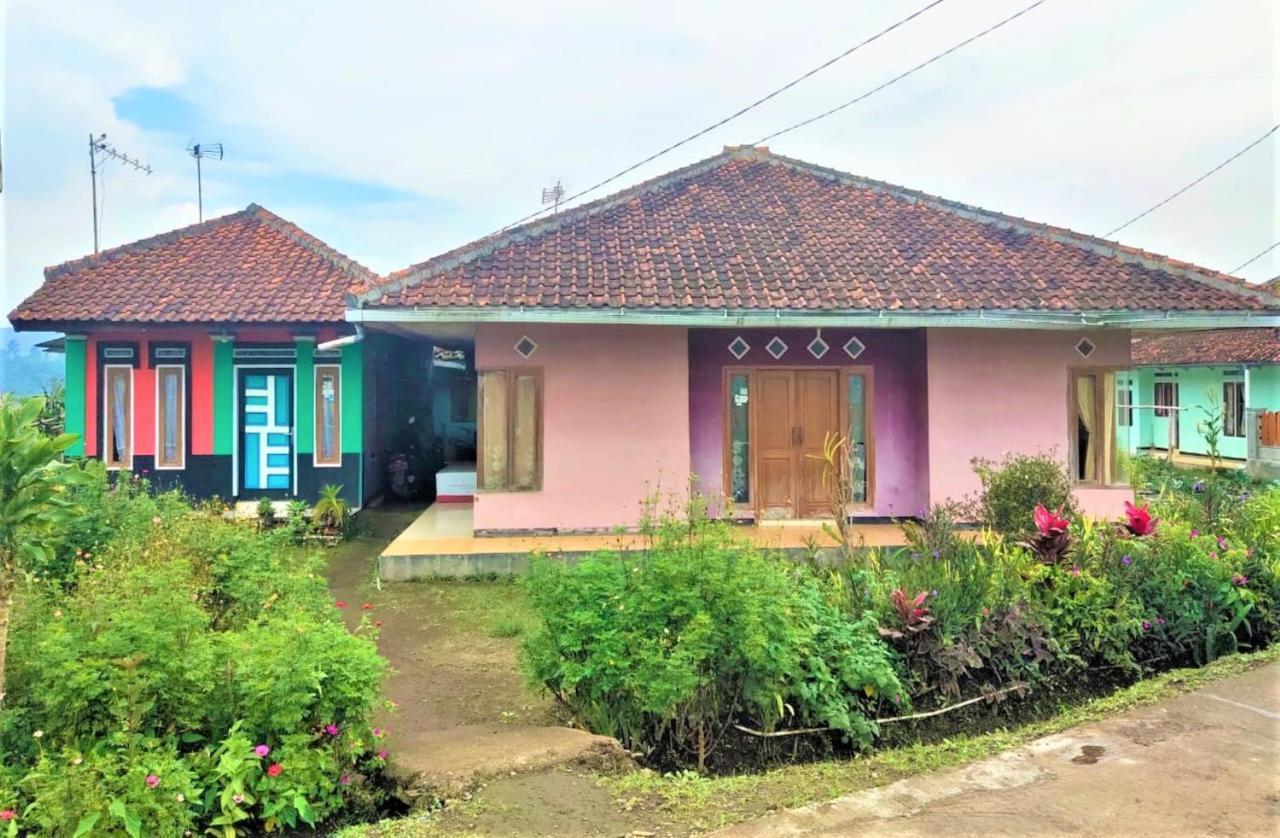 Villa Lembang Bunda Cikareumbi Kültér fotó